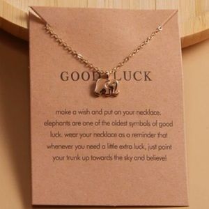 ❄️3/$15❄️ 
Golden Elephant Pendant Necklace w/Wish Gift Card